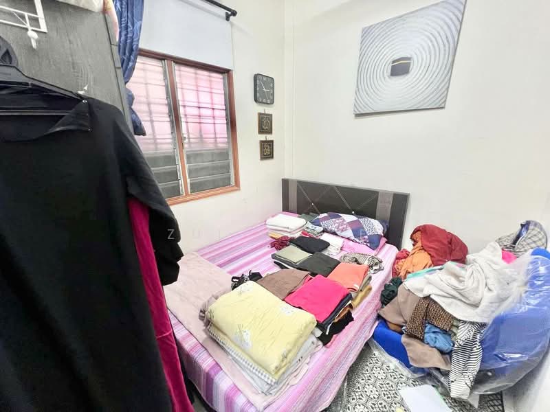 1-storey Terraced House for Sale in Bandar Saujana Putra (Tanjong Duabelas) - Zul Hasif - PropertyGuru.com.my