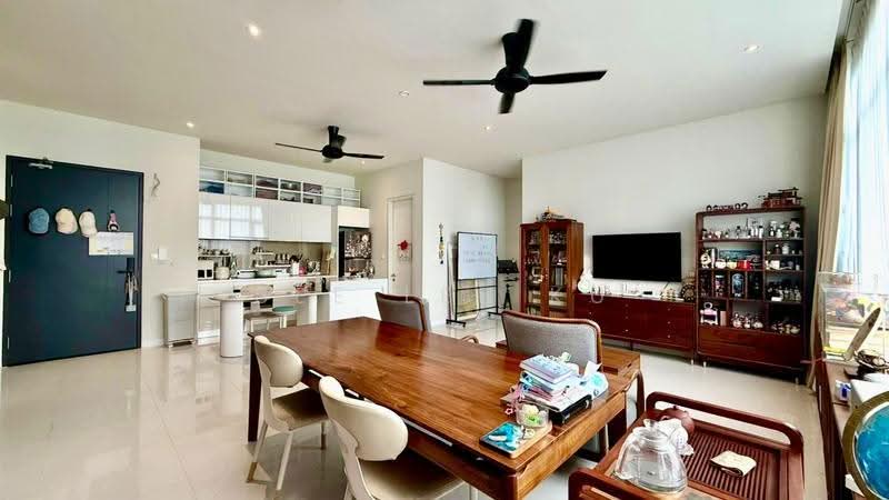 Service Residence for Rent at Service Suites @ Pavilion Embassy - Bee Lee Ku - Living Room - PropertyGuru.com.my