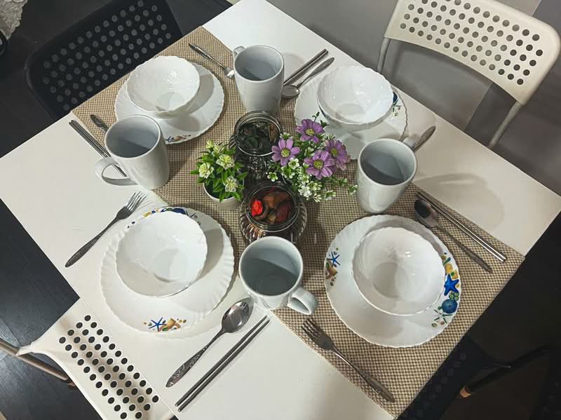 Servis Apartment untuk Disewa di 28 Boulevard - Zhi Wang Lim - Dining Room - PropertyGuru.com.my