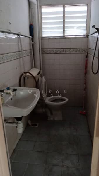 2.5-storey Terraced House for Sale in Segambut (Kuala Lumpur) - Wilson Wong - Bathroom - PropertyGuru.com.my