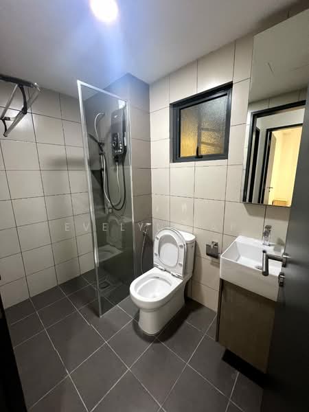 Servis Apartment untuk Disewa di D'Quince Residences - Evelyn Yap - Bathroom - PropertyGuru.com.my