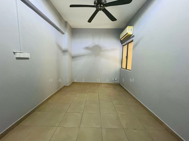 Condominium for Rent at Sri Mahligai - Hairi Halim - Interior - PropertyGuru.com.my