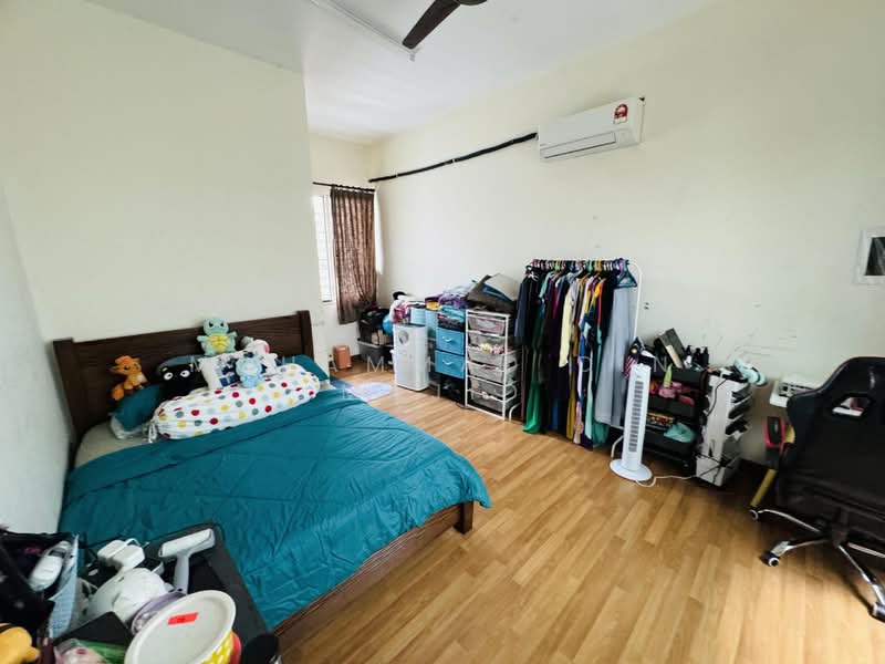 3-storey Terraced House for Sale in Shah Alam (Selangor) - Mohammad Din Majid - PropertyGuru.com.my