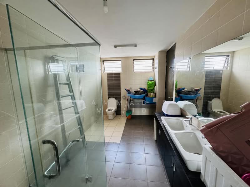 3-storey Terraced House for Sale in Shah Alam (Selangor) - Mohammad Din Majid - PropertyGuru.com.my