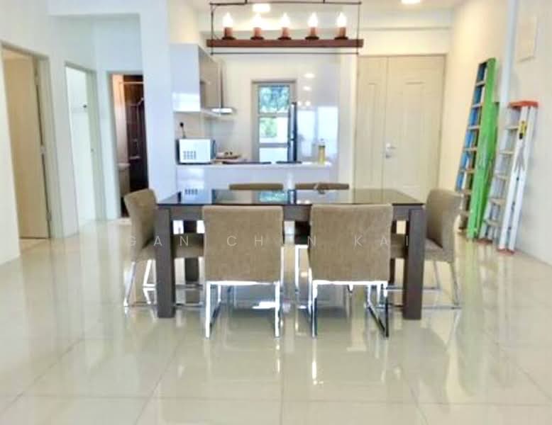 Condominium for Rent at 10 Island Resort - Gan Chun Kai - Dining Room - PropertyGuru.com.my