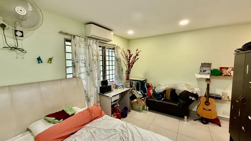 Rumah Teres 2 Tingkat untuk Dijual di Kota Kemuning (Shah Alam) - Richard Low - Bedroom - PropertyGuru.com.my
