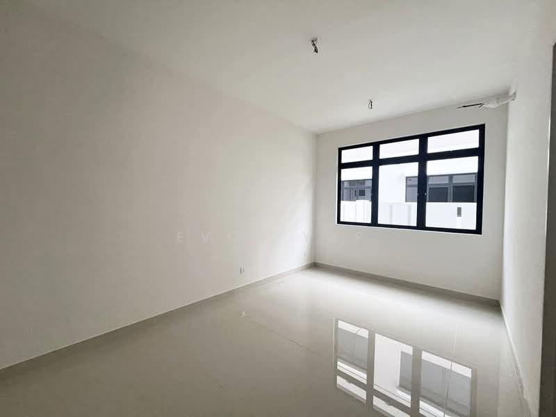 Semi-Detached House for Sale in Taman Sutera Utama (Skudai) - Evon Yap - PropertyGuru.com.my