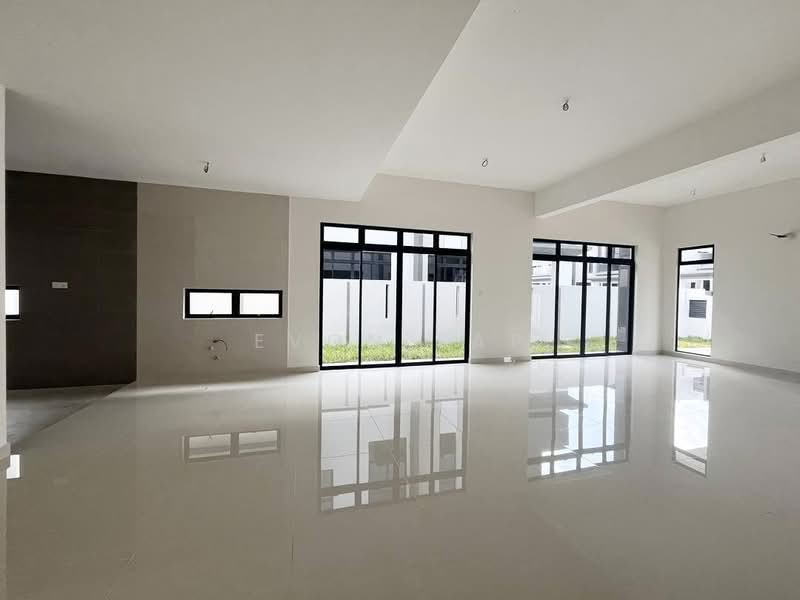 Semi-Detached House for Sale in Taman Sutera Utama (Skudai) - Evon Yap - PropertyGuru.com.my