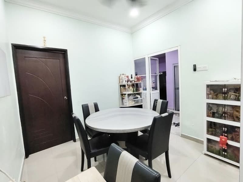 1-storey Terraced House for Sale in Taman Universiti (Skudai) - Evon Yap - Dining Room - PropertyGuru.com.my