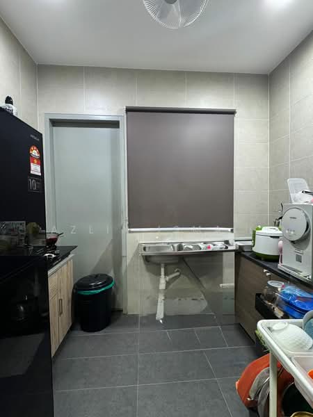 2-storey Terraced House for Sale in Kapar (Selangor) - Azlin Ismail - Kitchen - PropertyGuru.com.my