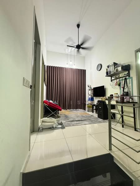 2-storey Terraced House for Sale in Kapar (Selangor) - Azlin Ismail - Living Room - PropertyGuru.com.my