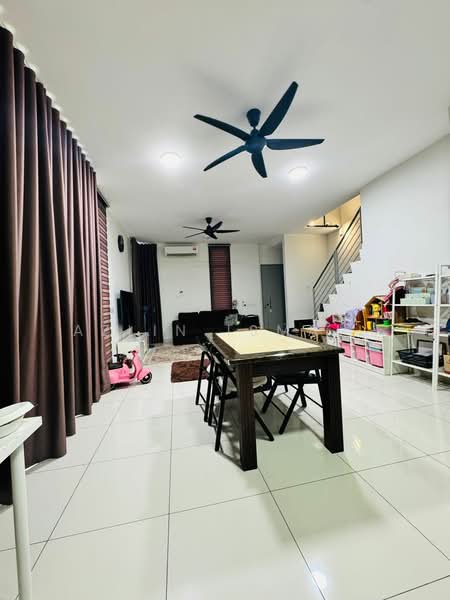 2-storey Terraced House for Sale in Kapar (Selangor) - Azlin Ismail - Living Room - PropertyGuru.com.my