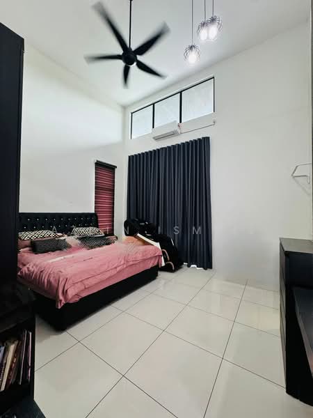 2-storey Terraced House for Sale in Kapar (Selangor) - Azlin Ismail - Bedroom - PropertyGuru.com.my