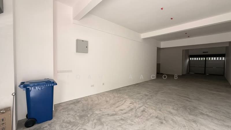 Retail Space for Rent in Bukit Jelutong (Shah Alam) - Atiqah Yaacob - Interior - PropertyGuru.com.my