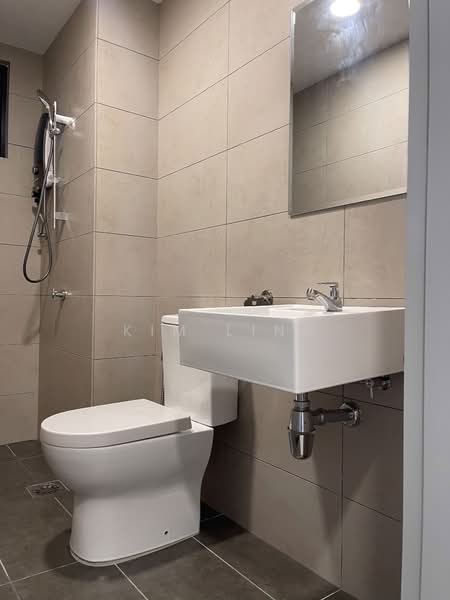 Servis Apartment untuk Disewa di M Luna - Kim Ling - Bathroom 2 - PropertyGuru.com.my