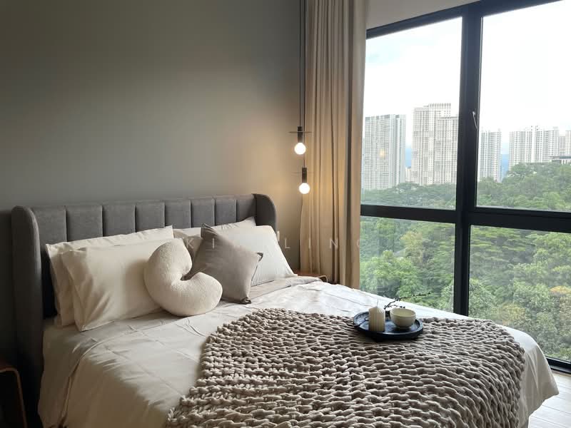 Servis Apartment untuk Disewa di Hampton Height Damansara - Kim Ling - Master Bedroom - PropertyGuru.com.my