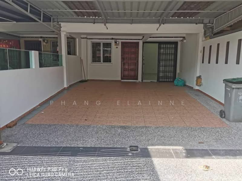 Rumah Teres 2 Tingkat untuk Dijual di Taman Setia Indah (Tebrau) - Phang Elainne - PropertyGuru.com.my