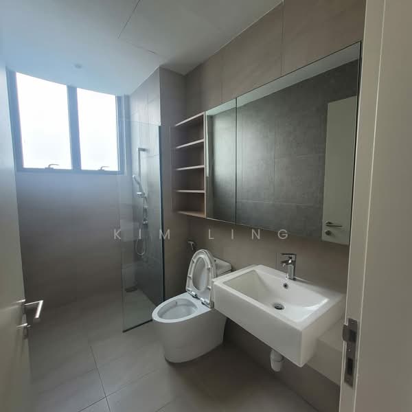 Condominium for Rent at Damansara Seresta - Kim Ling - Master Bathroom - PropertyGuru.com.my