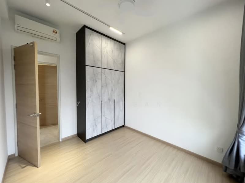 Kondominium untuk Dijual di Trinity Pentamont - Zach Gan - Bedroom - PropertyGuru.com.my