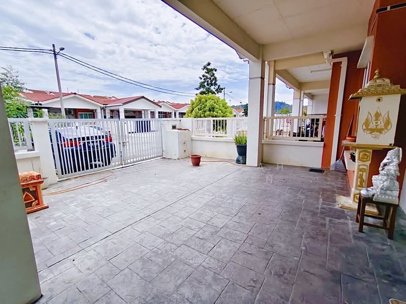 1-storey Terraced House for Sale in Bandar Puncak Alam (Puncak Alam) - NORFADILAH ZAINUDDIN - Exterior - PropertyGuru.com.my