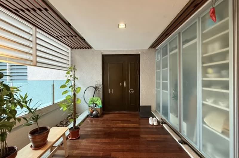 Kondominium untuk Dijual di Tiffani Kiara - Zach Gan - Balcony - PropertyGuru.com.my