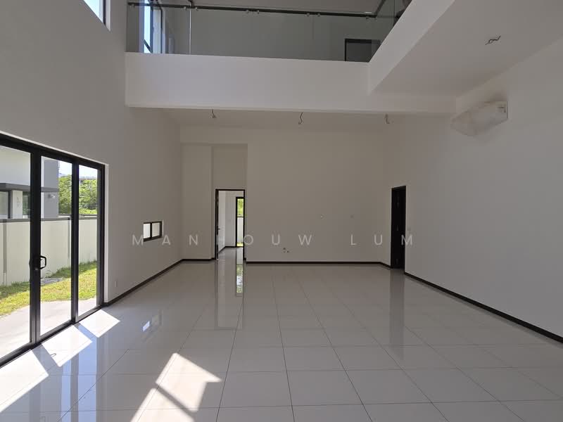 Rumah Banglo untuk Dijual di Telok Panglima Garang (Selangor) - ManHouw Lum - Living Room - PropertyGuru.com.my