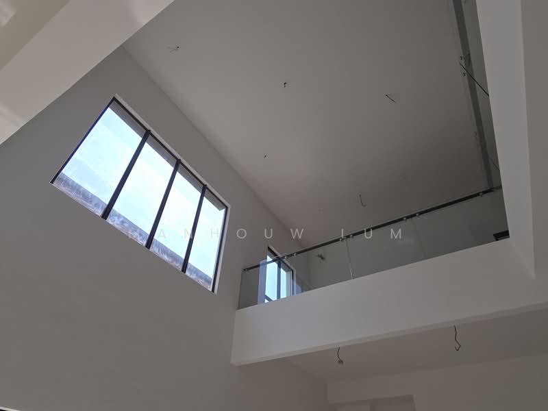 Rumah Banglo untuk Dijual di Telok Panglima Garang (Selangor) - ManHouw Lum - Living Room - PropertyGuru.com.my