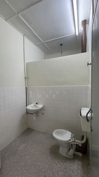 Rumah Teres 2 Tingkat untuk Disewa di Taman Anda (Ipoh) - Azizul Kamarul Zaman - Bathroom - PropertyGuru.com.my