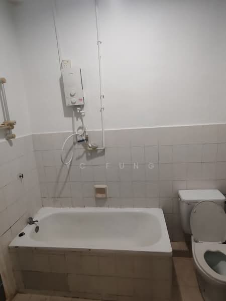 2-storey Terraced House for Rent in Taman Skudai Baru (Skudai) - YC Fung - Bathroom - PropertyGuru.com.my