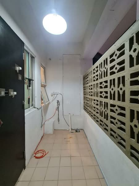 Kondominium untuk Disewa di Armanee Terrace - Nadrah Omar - Corridor - PropertyGuru.com.my