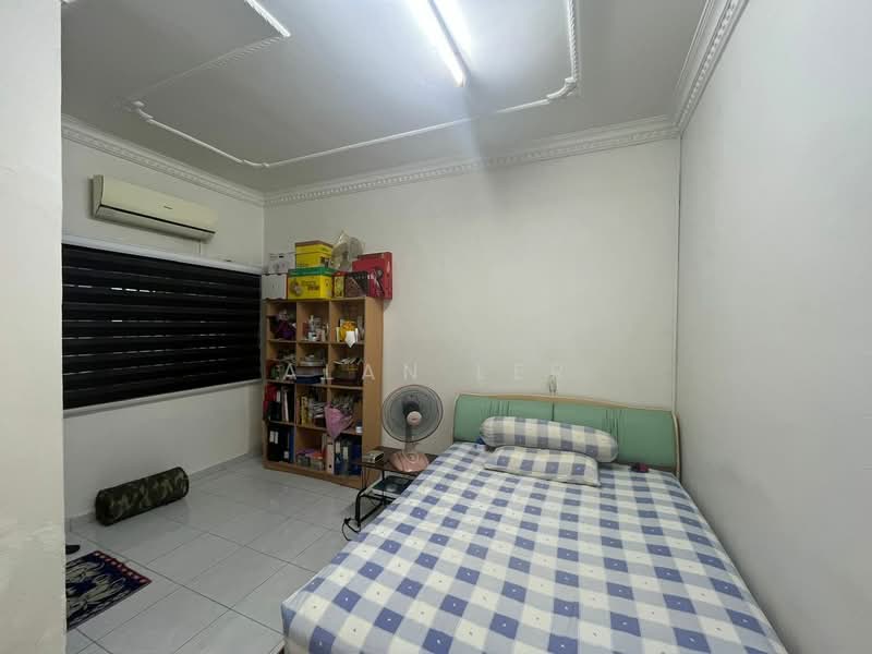 Semi-Detached House for Sale in Taman Megah Ria (Masai) - Alan Ler - Bedroom - PropertyGuru.com.my