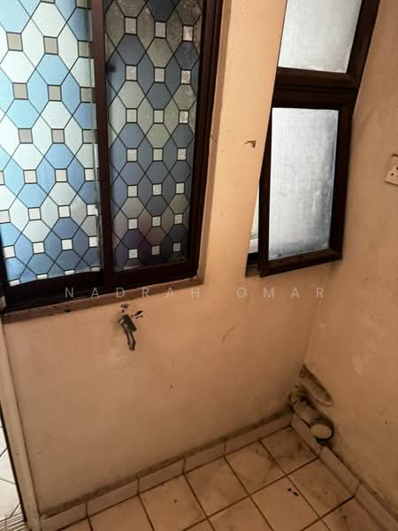 Untuk Disewa - Armanee