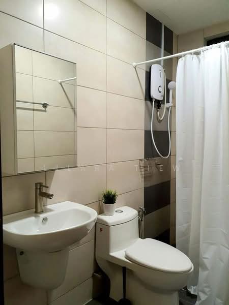 Service Residence for Rent at Molek Regency - Lilara Tiew - Bathroom - PropertyGuru.com.my
