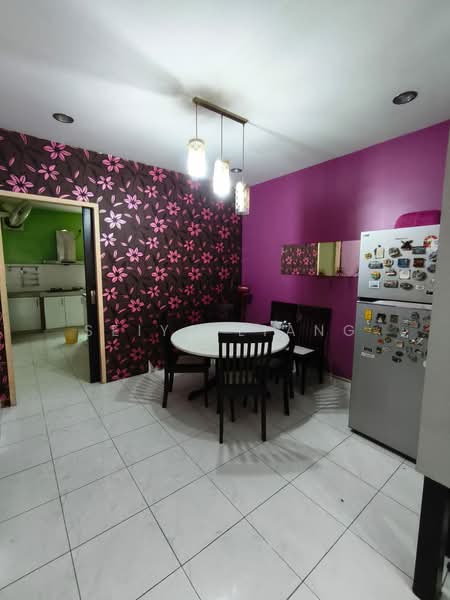 Rumah Teres 2 Tingkat untuk Dijual di Tampoi (Johor) - Seiya Liang - Dining Room - PropertyGuru.com.my