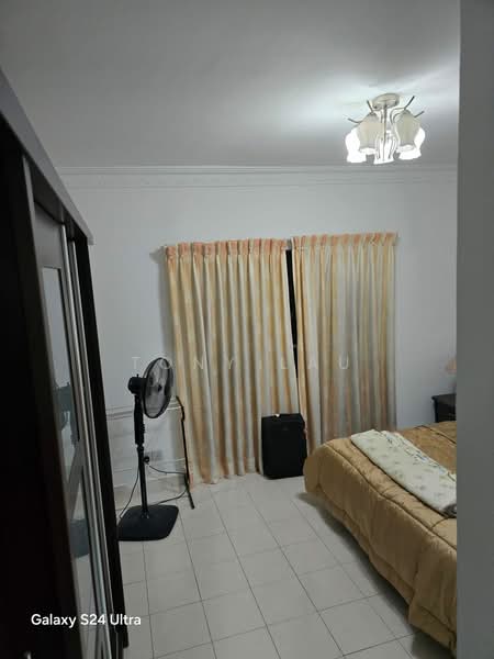 Kondominium untuk Dijual di Sri Putramas - Tony Lau - Bedroom - PropertyGuru.com.my