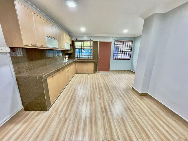 2-storey Terraced House for Sale in Ampang Jaya (Ampang) - Faliyana binti Muda - Kitchen - PropertyGuru.com.my