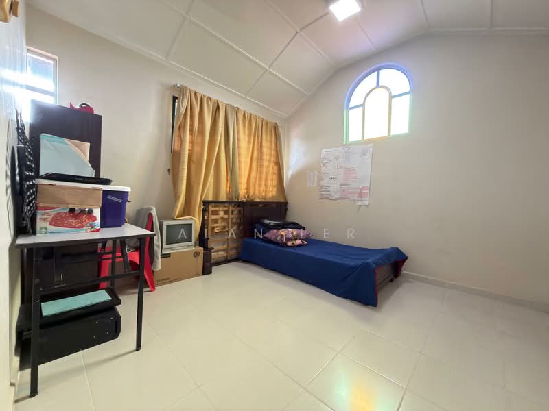 Rumah Teres 1.5 Tingkat untuk Dijual di Taman Pelangi Indah (Ulu Tiram) - Alan Ler - Bedroom - PropertyGuru.com.my