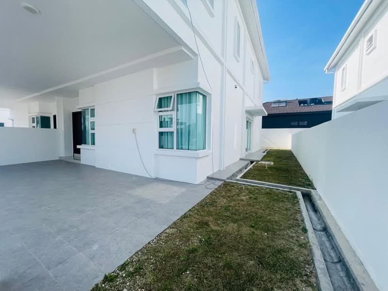 Semi-Detached House for Sale in Ipoh (Perak) - Connie Lai - Exterior - PropertyGuru.com.my