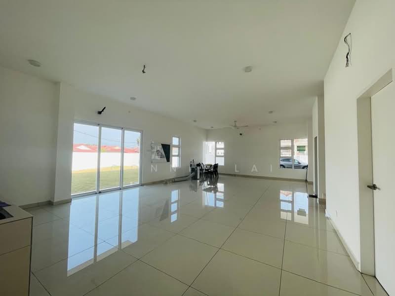 Semi-Detached House for Sale in Ipoh (Perak) - Connie Lai - Living Room - PropertyGuru.com.my