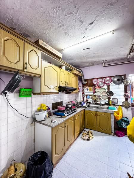 Apartment for Sale at Taman Sri Murni Fasa 2 - Faliyana binti Muda - Kitchen - PropertyGuru.com.my