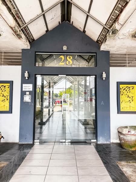 Apartment for Sale at Taman Sri Murni Fasa 2 - Faliyana binti Muda - Entrance - PropertyGuru.com.my