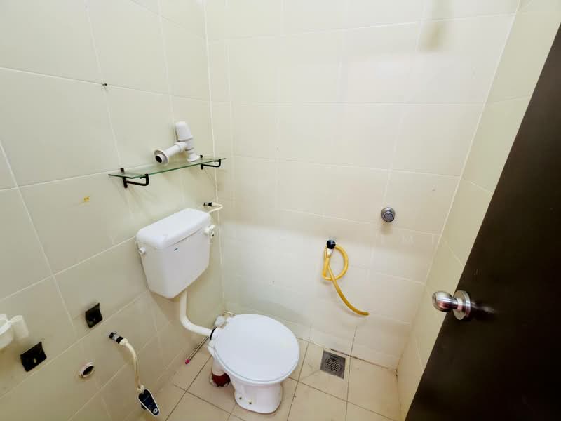 1-storey Terraced House for Sale in Shah Alam (Selangor) - Yazila Sulaimi - Bathroom - PropertyGuru.com.my