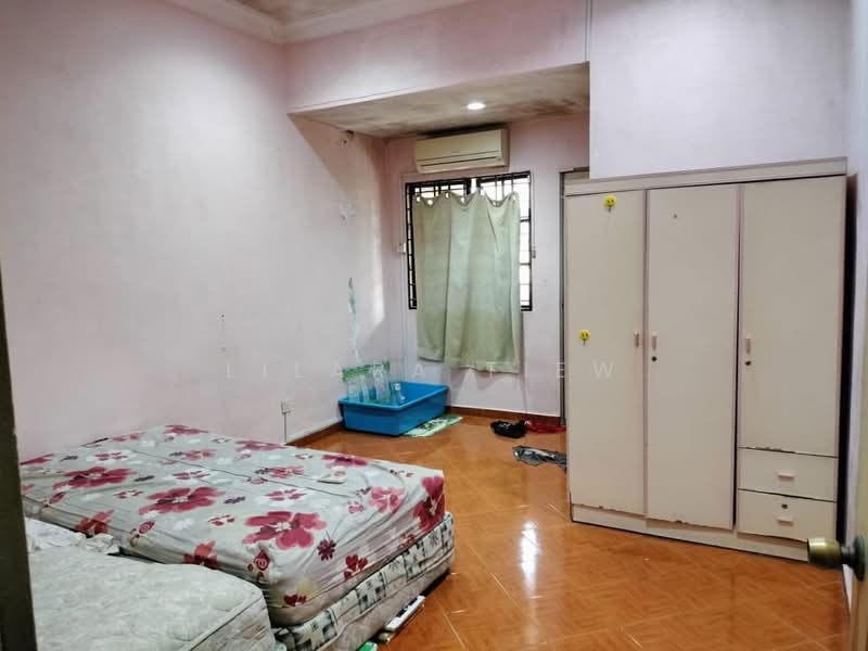 Rumah Teres 2 Tingkat untuk Dijual di Taman Tasek (Johor Bahru) - Lilara Tiew - Bedroom - PropertyGuru.com.my