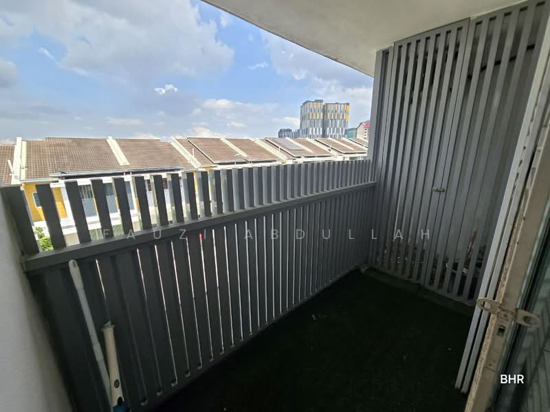 Terraced House for Sale in Taman Nadayu 92 (Kajang) - Fauzi Abdullah - Balcony - PropertyGuru.com.my