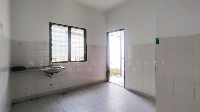 Rumah Teres 2 Tingkat untuk Dijual di Ampang (Selangor) - Norfazilah Binti Mohd Saad - Kitchen - PropertyGuru.com.my