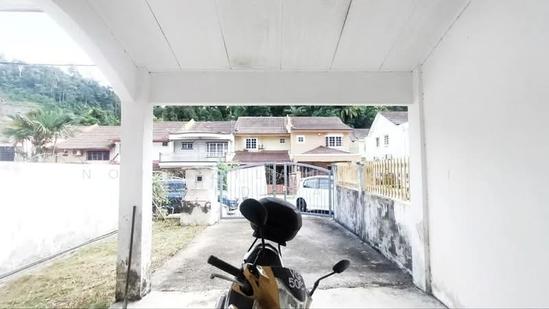 Rumah Teres 2 Tingkat untuk Dijual di Ampang (Selangor) - Norfazilah Binti Mohd Saad - Exterior - PropertyGuru.com.my