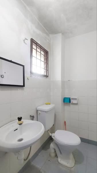 Rumah Teres 2 Tingkat untuk Dijual di Ampang (Selangor) - Norfazilah Binti Mohd Saad - Bathroom - PropertyGuru.com.my