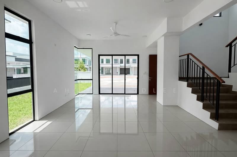 Untuk Disewa - Opus @ Lake Vicinity