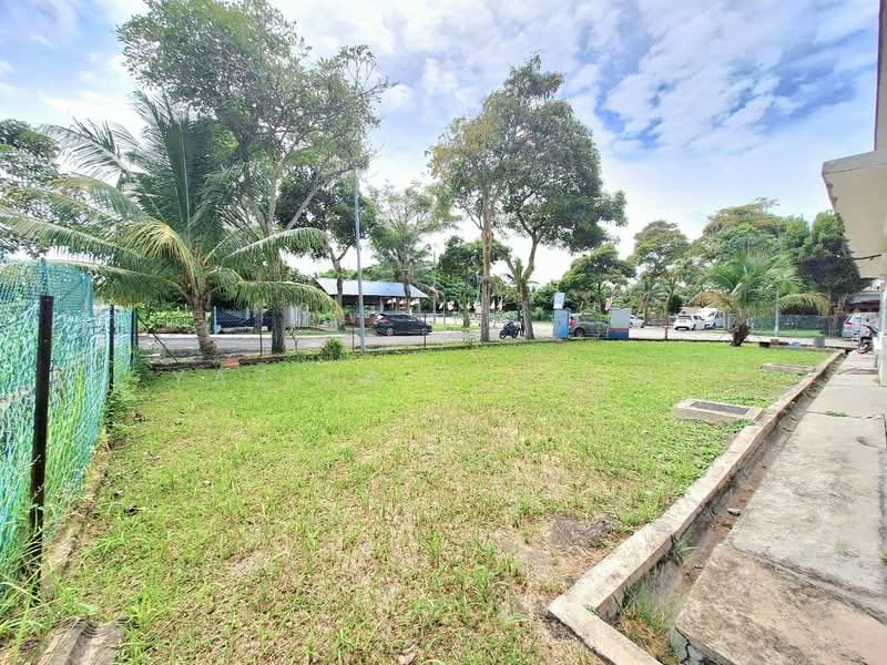 Semi-Detached House for Sale in Shah Alam (Selangor) - Yazila Sulaimi - Exterior - PropertyGuru.com.my