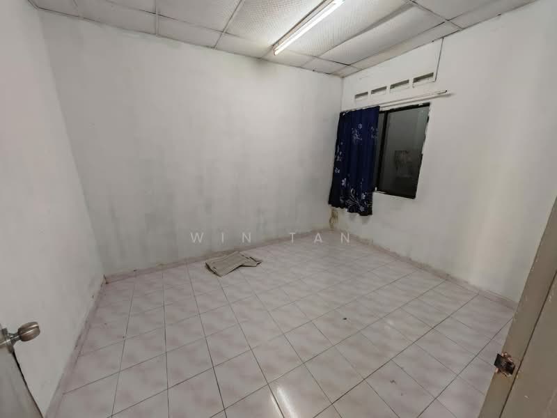 Rumah Teres 1 Tingkat untuk Dijual di Taman Ungku Tun Aminah (Skudai) - Win Tan - PropertyGuru.com.my